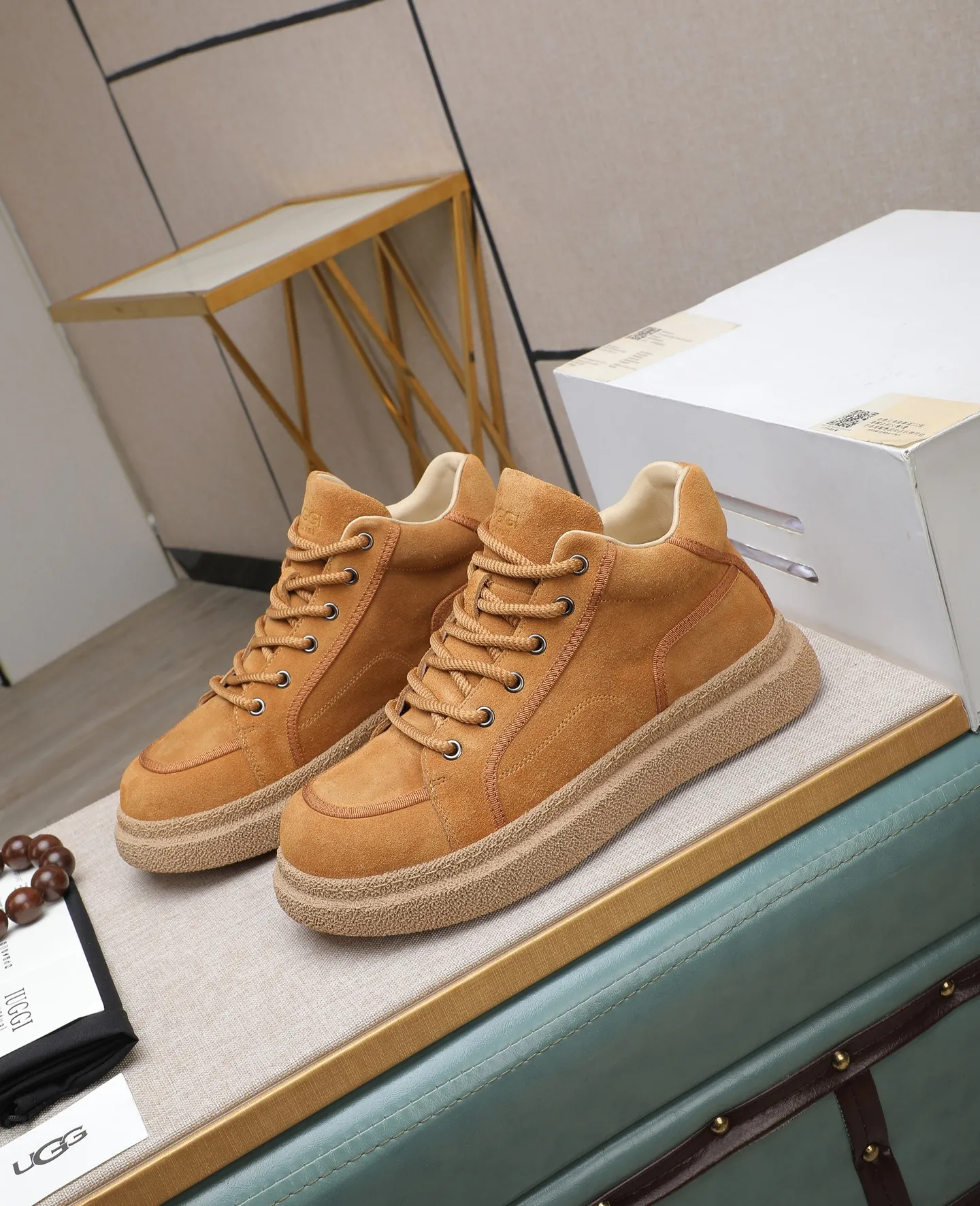 Men's shoes 💰600 IUGGI new retro presbyopia men's shoes, casual and versatile, full of high-end sense, fashionable, luxury and personalized style, joint style, retro presbyopia factor, full of handsome style, first layer suede cowhide, wool lining, rubber outsole, light and non-slip size: 39-44